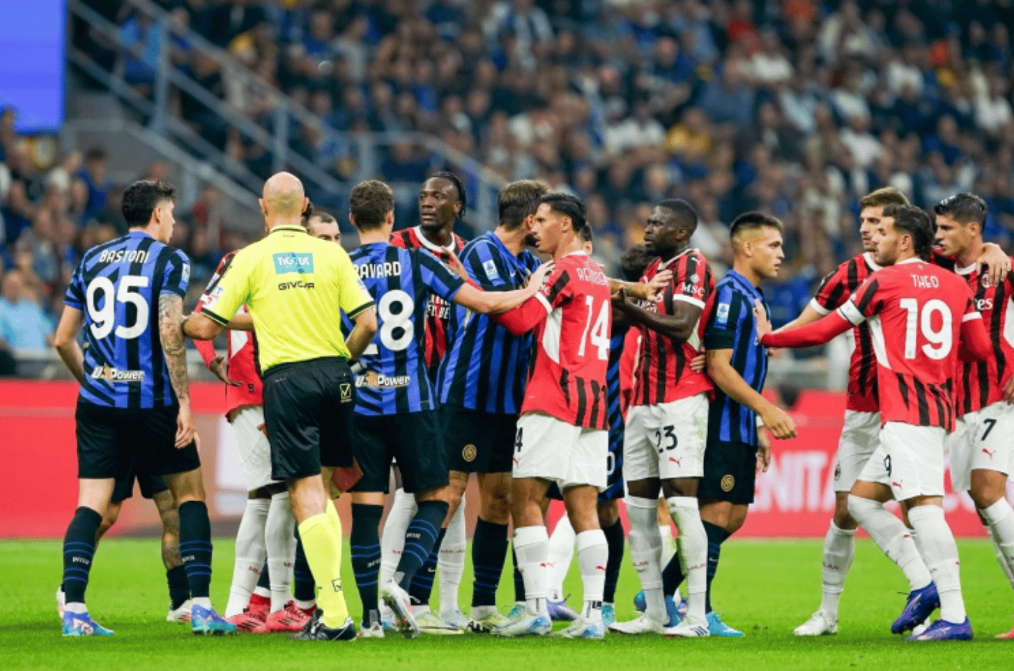 金年会官方在线入口欧冠窗口期走向成谜；国际米兰官宣签约；信心回归；资深球员宣示担当的简单介绍